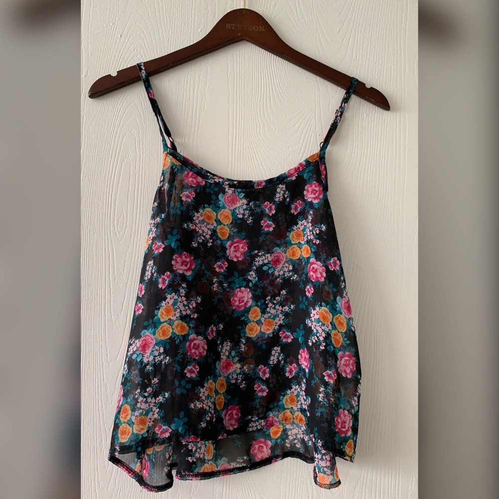 Flowery cute top